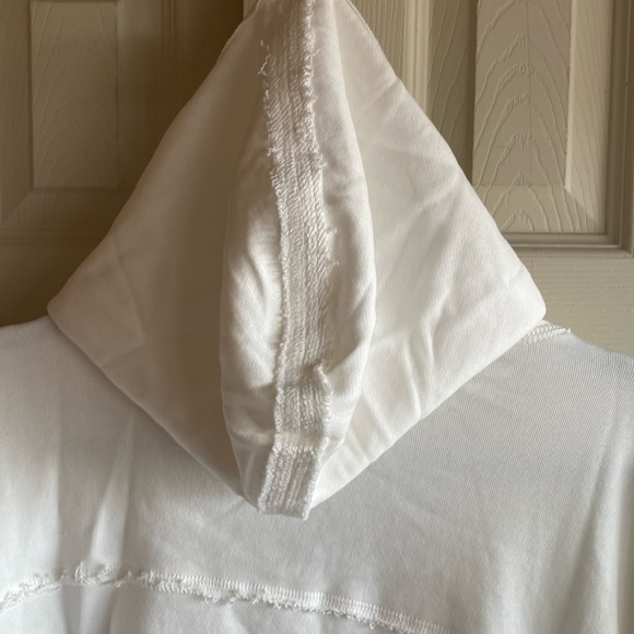 Free People NWT We The Free OVERSIZED WHITE HOODED 100%Cotton SWEATSHIRT - Picture 14 of 17